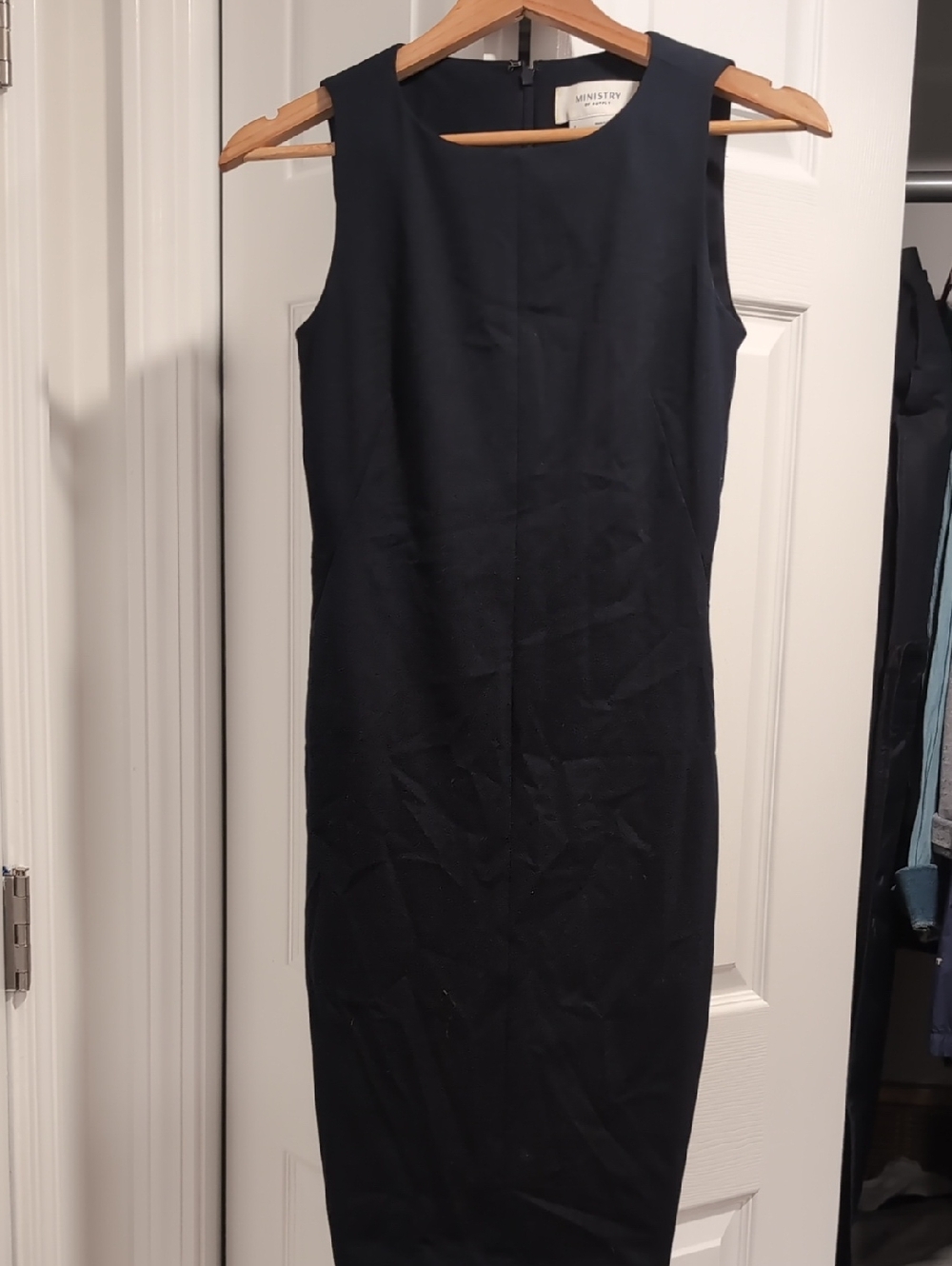 MINISTRY OF SUPPLY Sleeveless Navy Midi Sheath Dress
